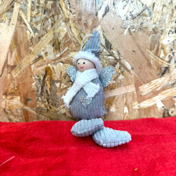 Ingerasi colorati diferite culori